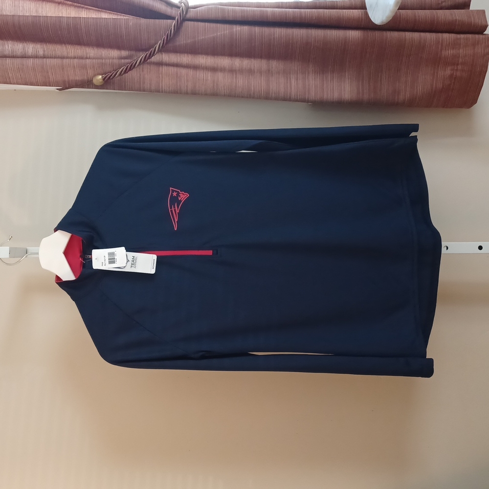 NWT! WOMENS LIGHTWEIGHT PULLOVER NE PATRIOTS S